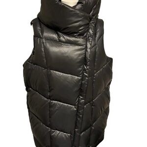Donna Karan Sleek Black Oversized Puffer Vest M